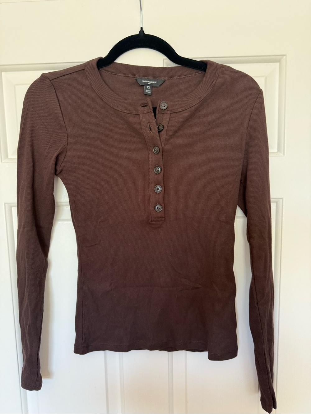 Banana Republic Brown Long-Sleeve Henley Top
